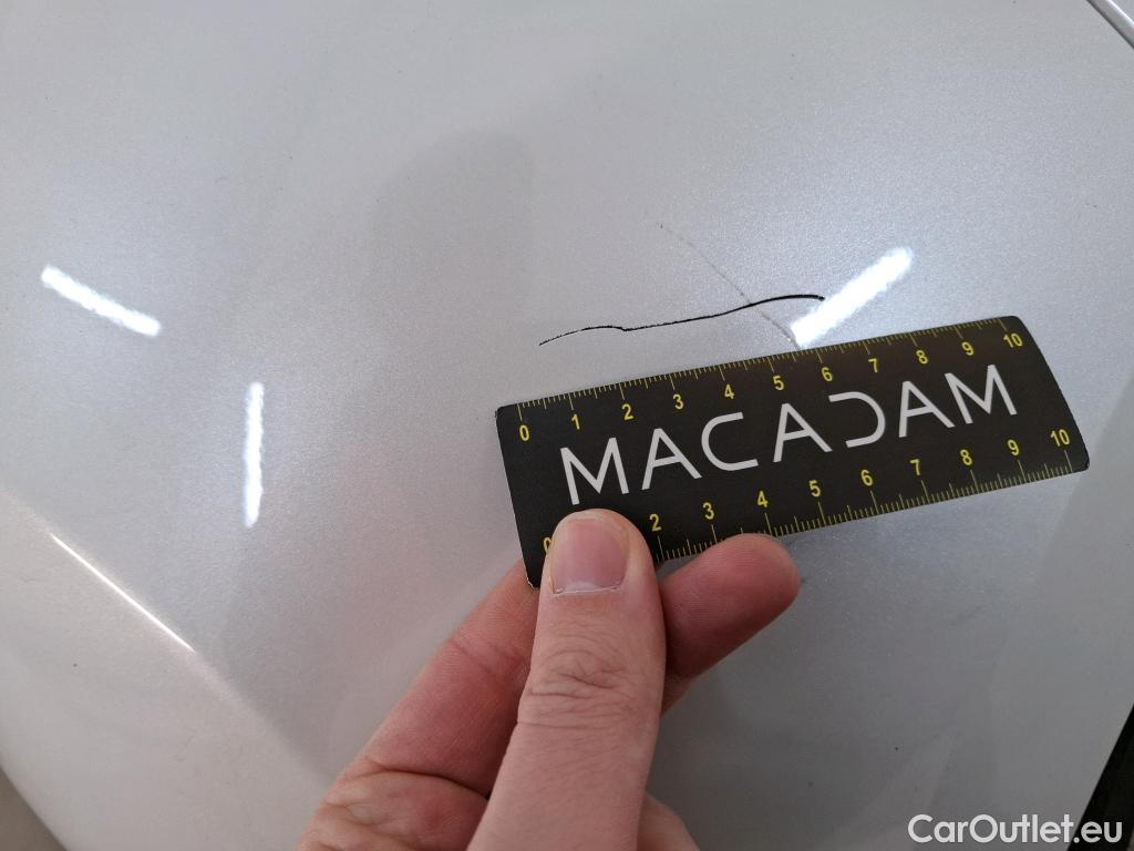  Toyota  Yaris TOYOTA  Hybride / 2022 / 5P / Berline Hybride 130h GR SPORT #4