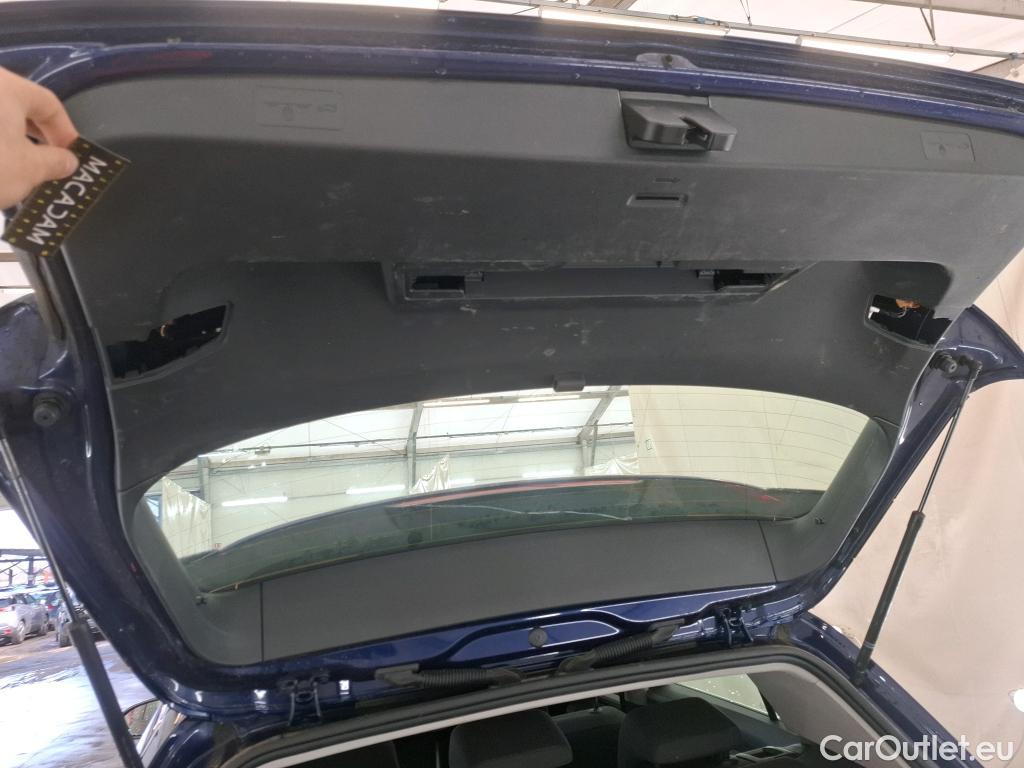  Volkswagen  Golf  VIII Berline Life Plus 2.0 TDI 115CV BVA7 E6d #16