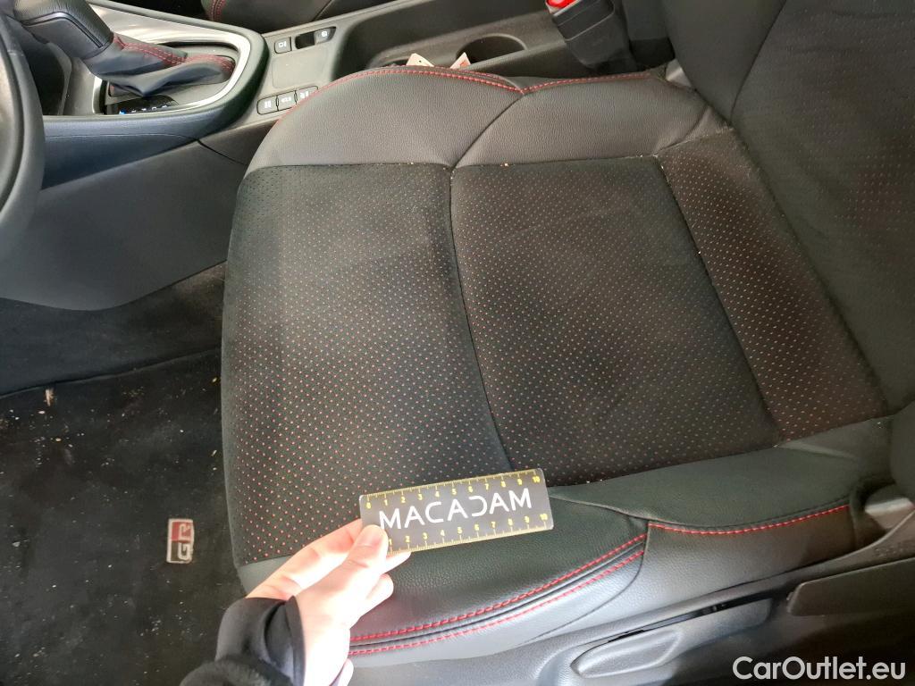  Toyota  Yaris TOYOTA  Hybride / 2022 / 5P / Berline Hybride 130h GR SPORT #7