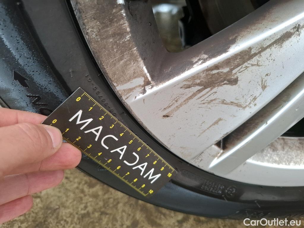  Volkswagen  Golf  VIII Berline Life Plus 2.0 TDI 115CV BVA7 E6d #23