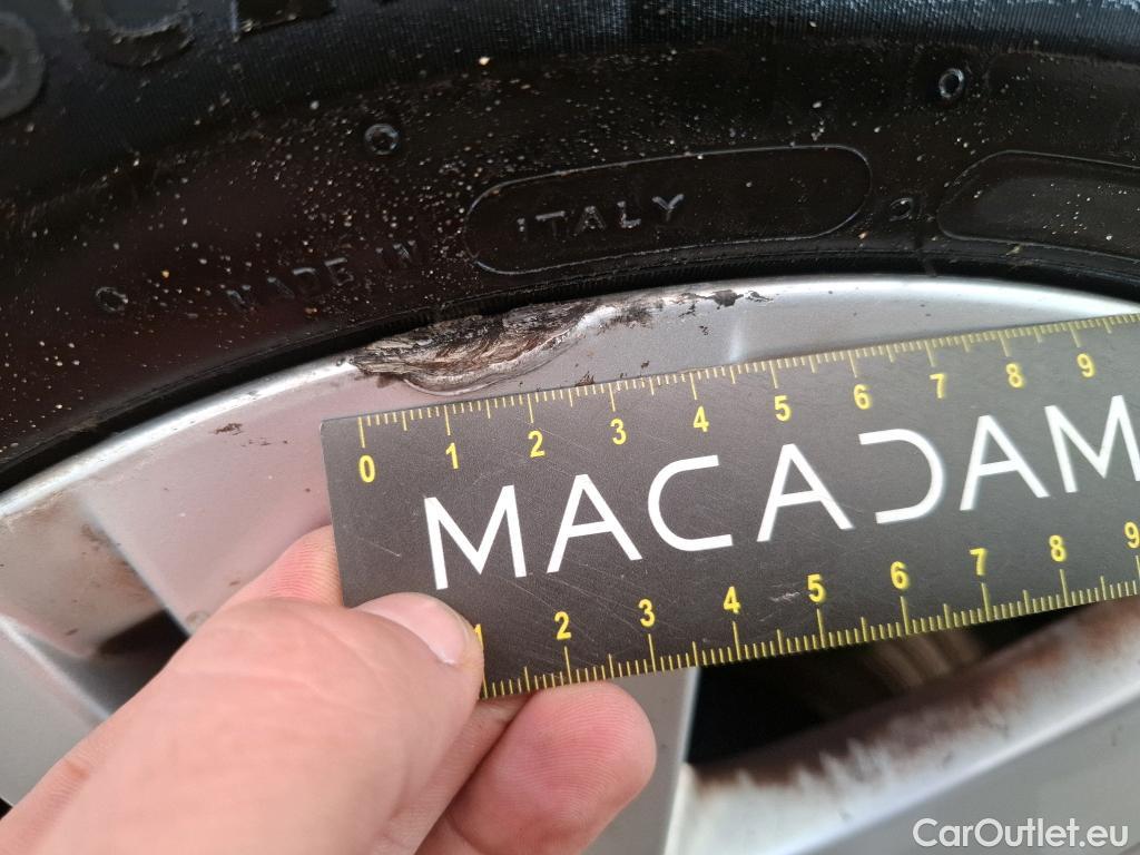  Volkswagen  Golf  VIII Berline Life Plus 2.0 TDI 115CV BVA7 E6d #3