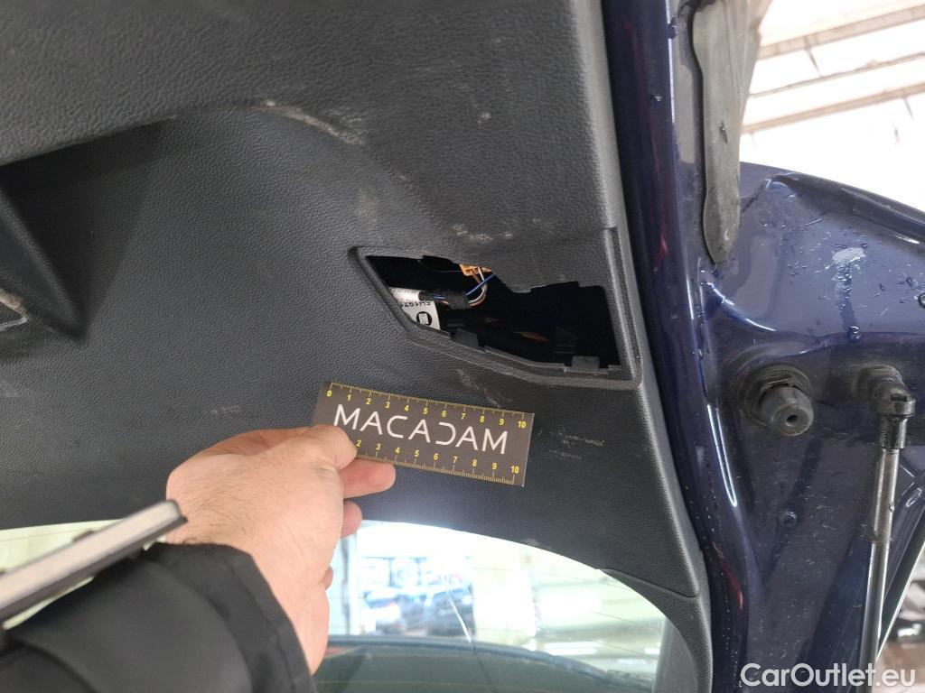  Volkswagen  Golf  VIII Berline Life Plus 2.0 TDI 115CV BVA7 E6d #30