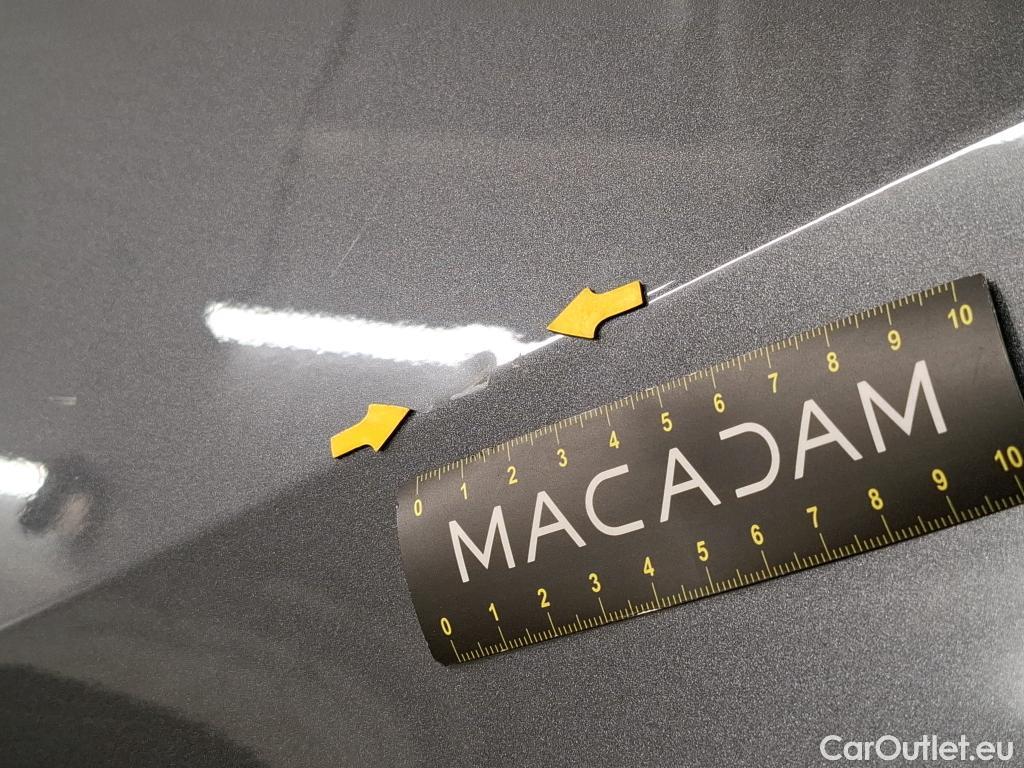  Toyota  C-HR TOYOTA  5p Berline 1.8 HYBRIDE 122 GRAPHIC #7