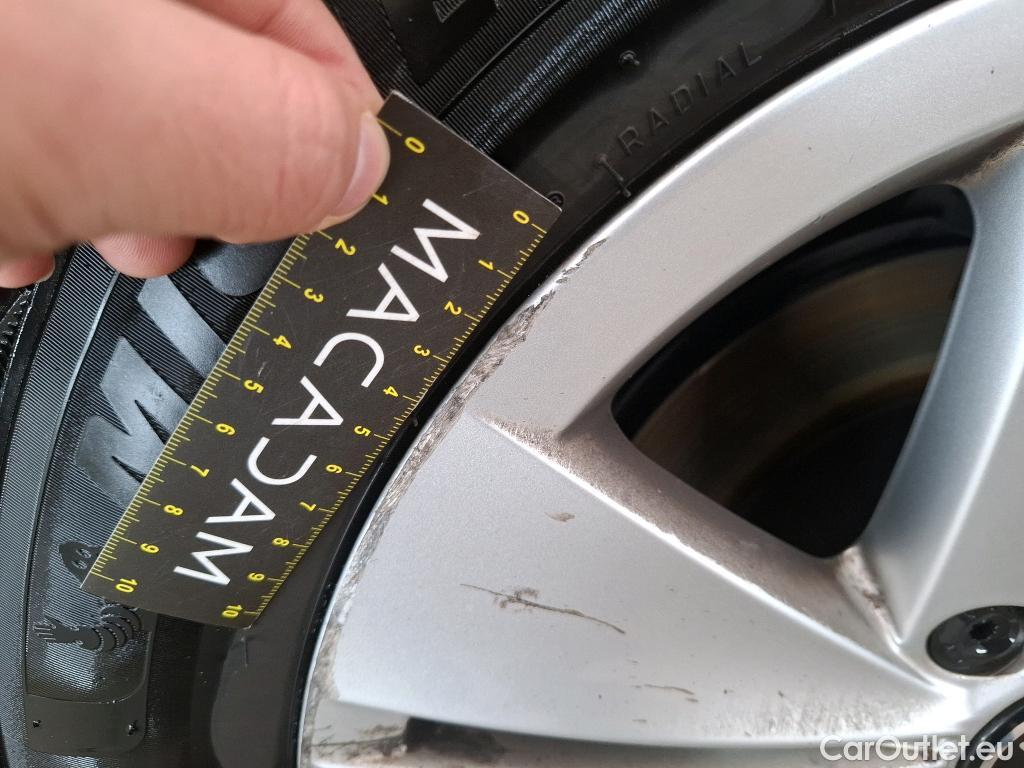  Volkswagen  Golf  VIII Berline Life Plus 2.0 TDI 115CV BVA7 E6d #20