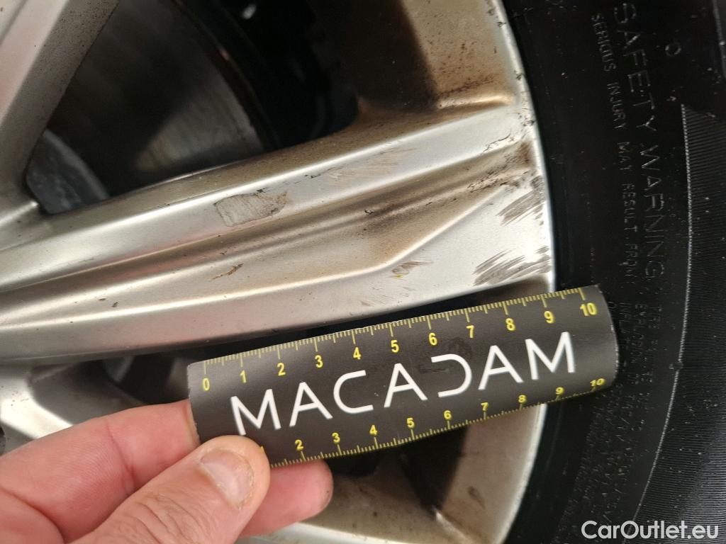  Volkswagen  Touran VOLKSWAGEN  5p Monovolume 2.0 TDI 150 Carat BMT #36