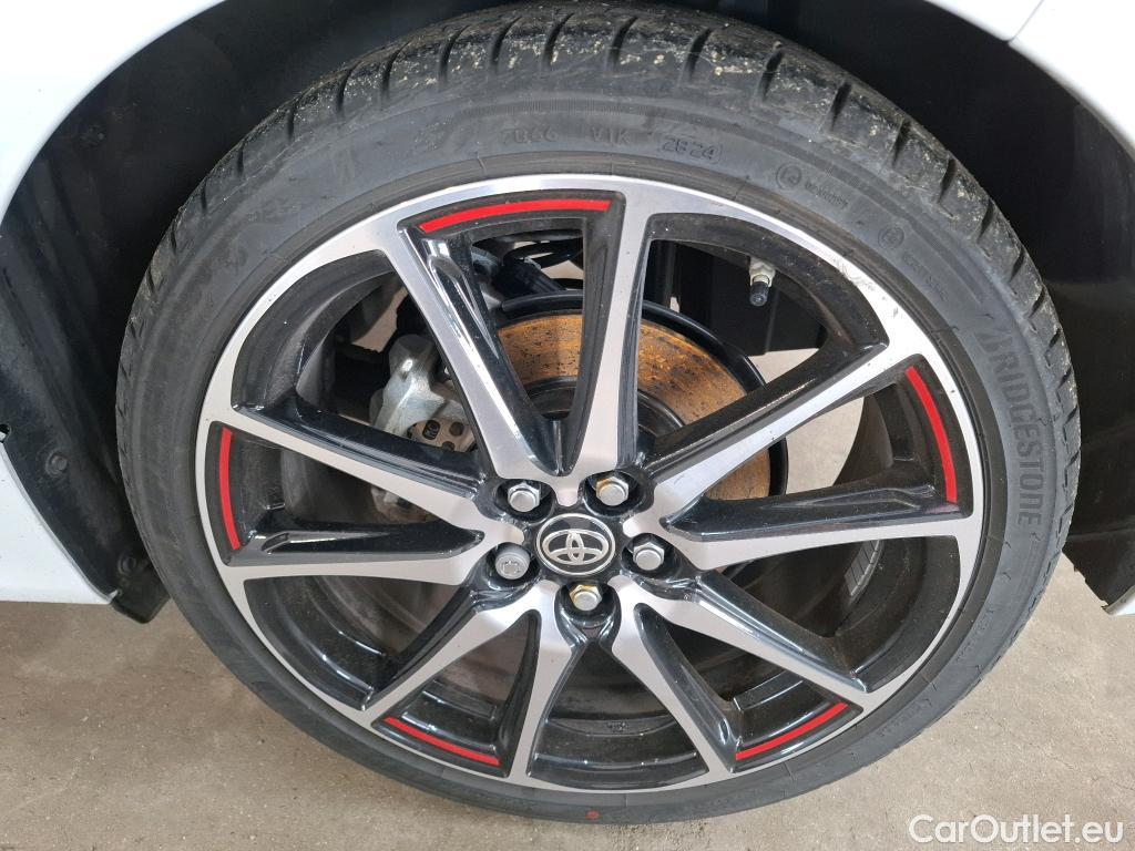  Toyota  Yaris TOYOTA  Hybride / 2022 / 5P / Berline Hybride 130h GR SPORT #11