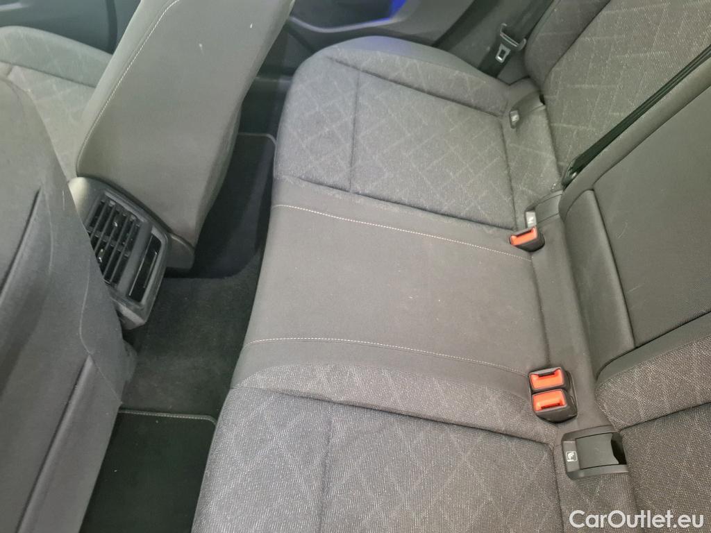  Volkswagen  Golf  VIII Berline Life Plus 2.0 TDI 115CV BVA7 E6d #35