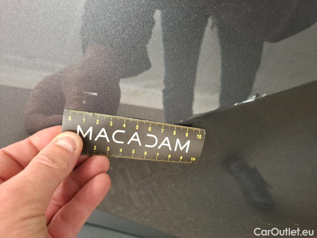  Toyota  C-HR TOYOTA  5p Berline 1.8 HYBRIDE 122 GRAPHIC #5