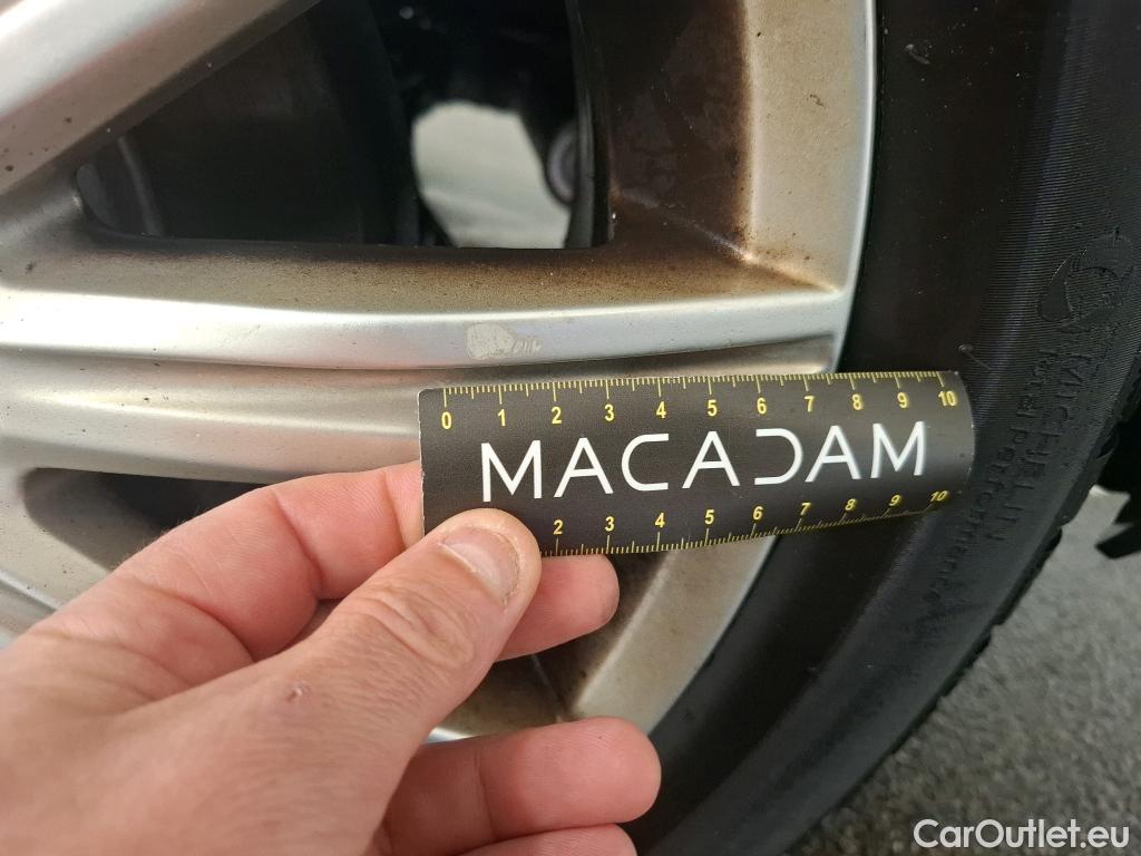  Volkswagen  Touran VOLKSWAGEN  5p Monovolume 2.0 TDI 150 Carat BMT #42