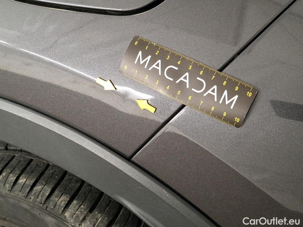  Toyota  C-HR TOYOTA  5p Berline 1.8 HYBRIDE 122 GRAPHIC #10