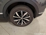  Volkswagen  T-ROC VOLKSWAGEN  / 2017 / 5P / SUV 2.0 TDI SCR STYLE BMT DSG #48