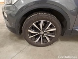  Volkswagen  T-ROC VOLKSWAGEN  / 2017 / 5P / SUV 2.0 TDI SCR STYLE BMT DSG #50