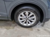 Volkswagen  Tiguan VOLKSWAGEN  / 2020 / 5P / SUV 2.0 TDI SCR 110KW LIFE DSG #53