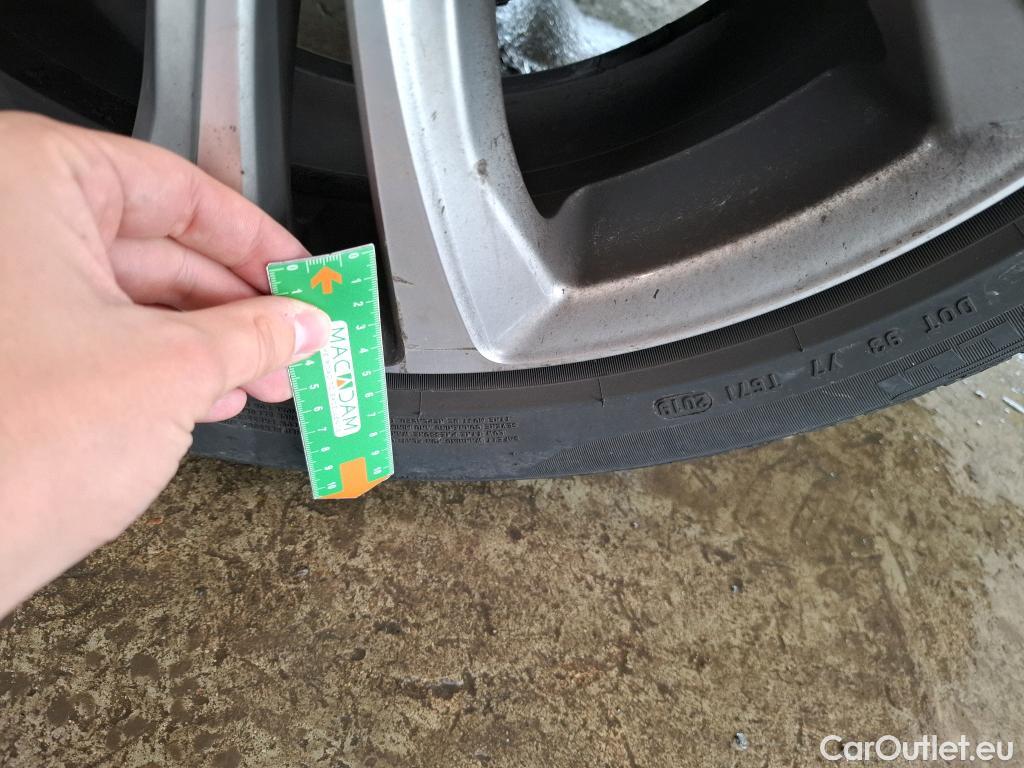  Bmw  X1 Série  sDrive 18 i Sport Line 1.5 140CV BVA7 E6dT #10