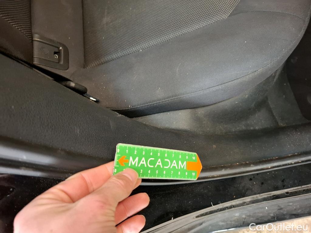  Audi  A3 AUDI  Sportback / 2016 / 5P / Berline 30 TFSI S TRONIC BUSINESS LINE #47