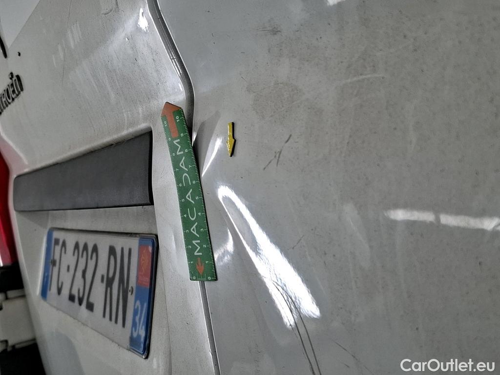  Citroen  Jumper CITROEN  / 2014 / 4P / Fourgon tôlé 33 L1H1 BlueHDi 110 BVM6 Club #28