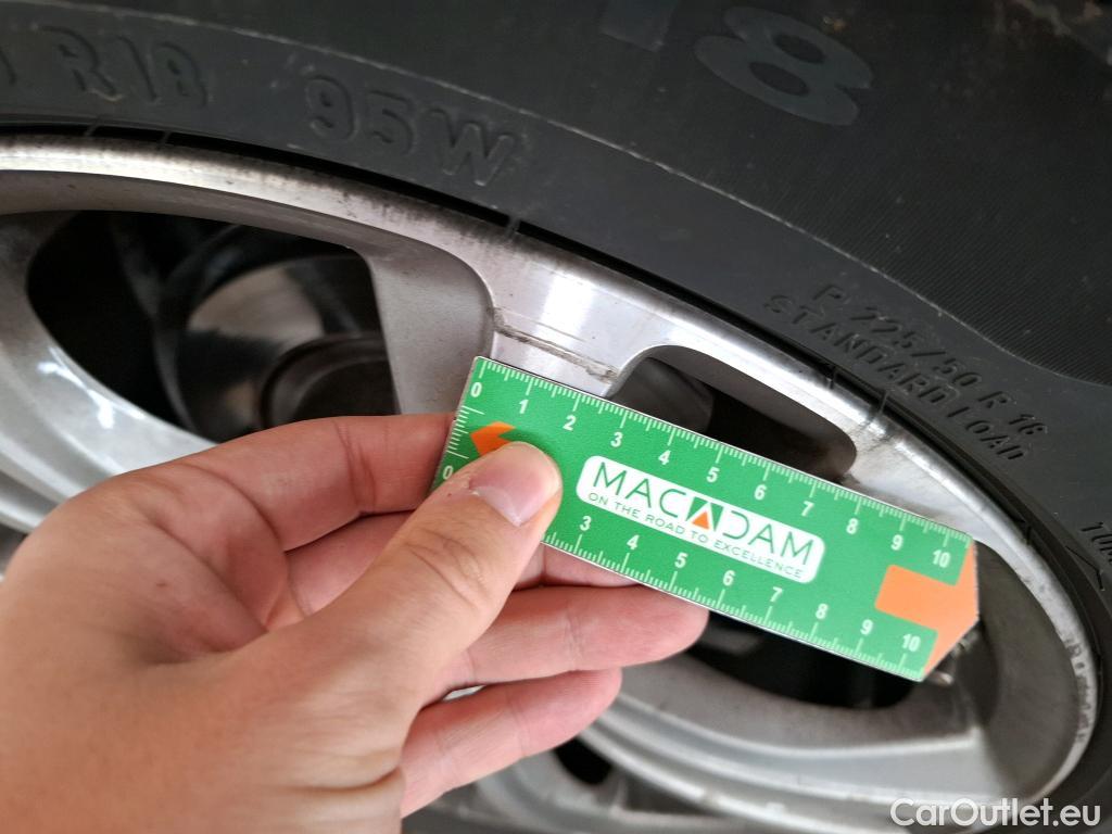  Bmw  X1 Série  sDrive 18 i Sport Line 1.5 140CV BVA7 E6dT #7