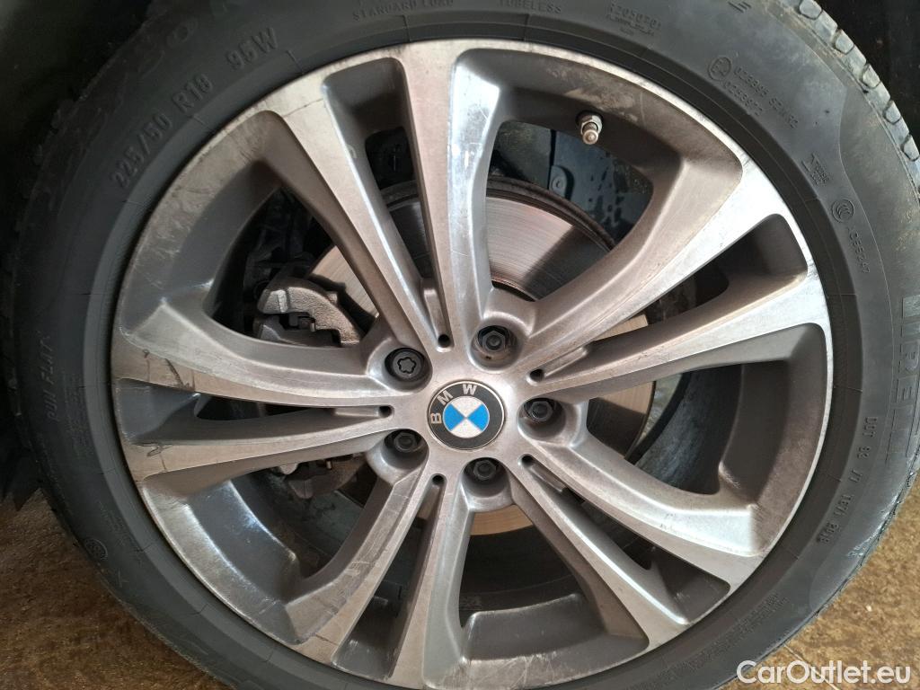  Bmw  X1 Série  sDrive 18 i Sport Line 1.5 140CV BVA7 E6dT #33