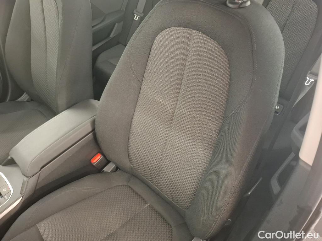  Bmw  Serie 1 BMW Série 1 / 2019 / 5P / Berline 116i DKG7 Business Design #20