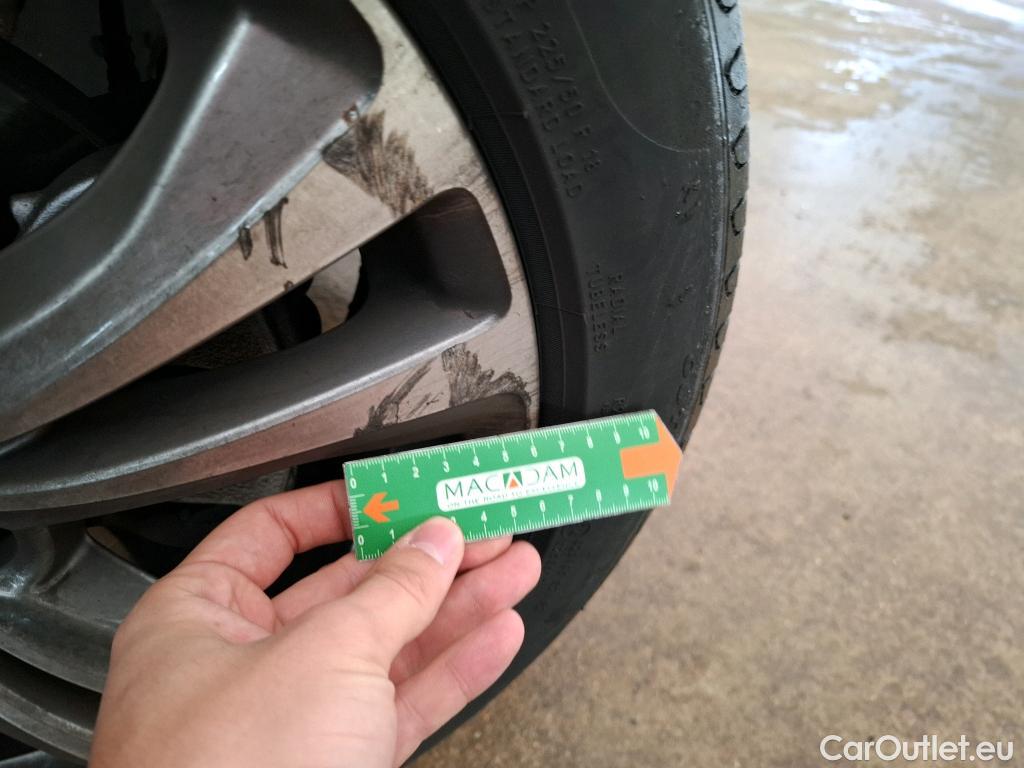  Bmw  X1 Série  sDrive 18 i Sport Line 1.5 140CV BVA7 E6dT #24