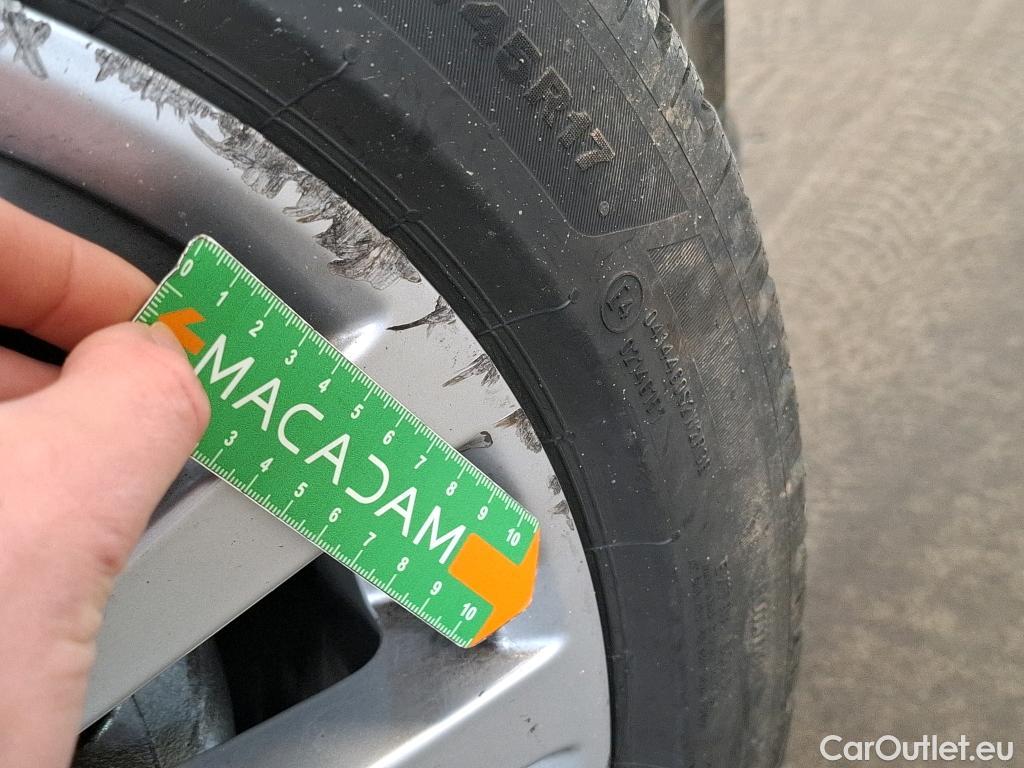  Audi  A3 AUDI  Sportback / 2016 / 5P / Berline 30 TFSI S TRONIC BUSINESS LINE #38