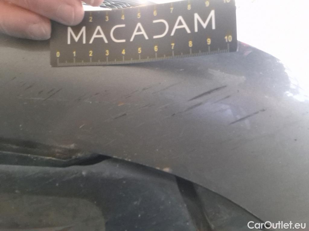  Mercedes  A-Klasse MERCEDES-BENZ Classe A Compact / 2018 / 5P / Berline A 200 d Progressive Line 8G-DCT #2