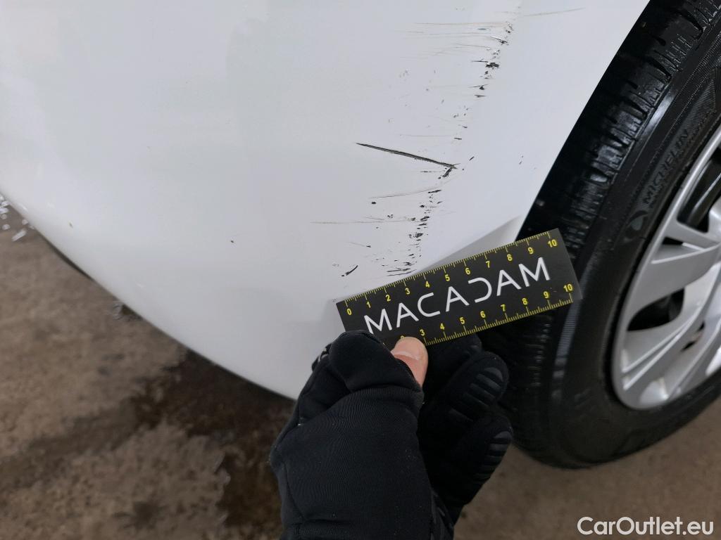  Peugeot  208  Affaire Premium Pack 1.2 80CV BVM5 E6dT #17