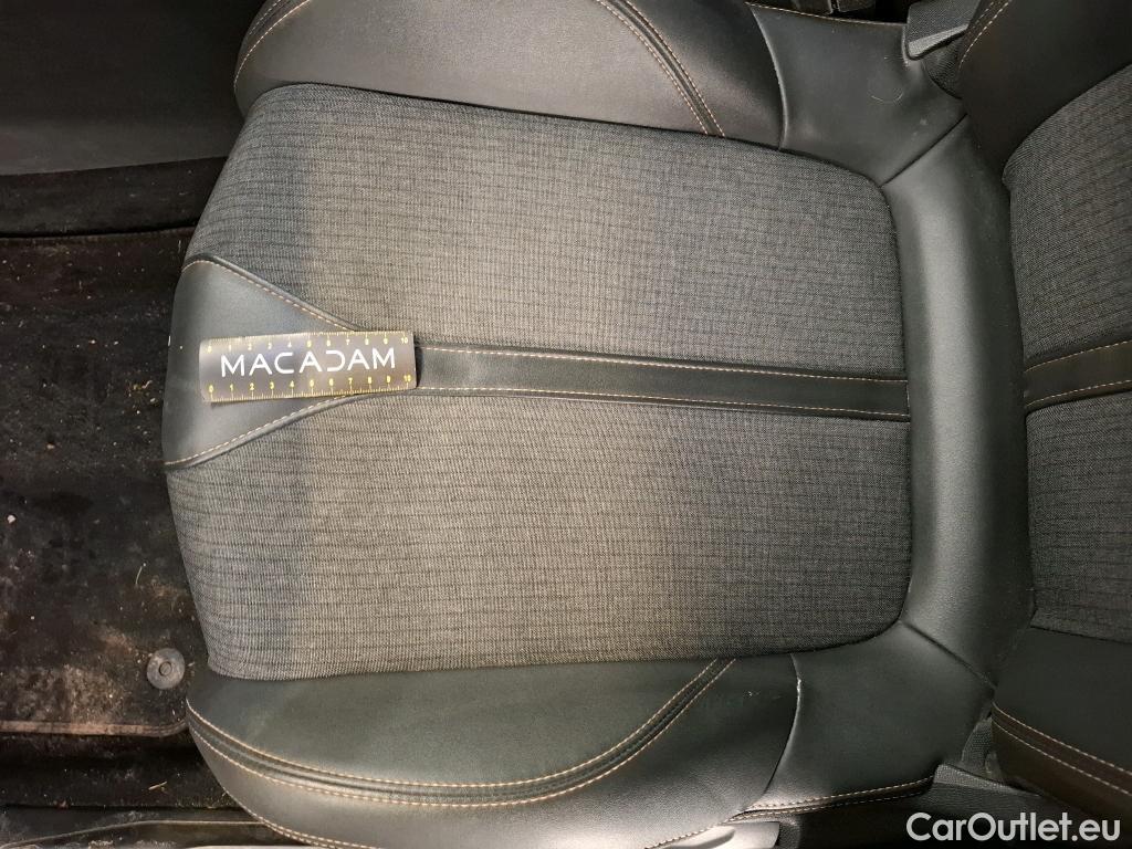  Peugeot  3008  GT Line 1.2 PureTech 130CV BVA8 E6d #53