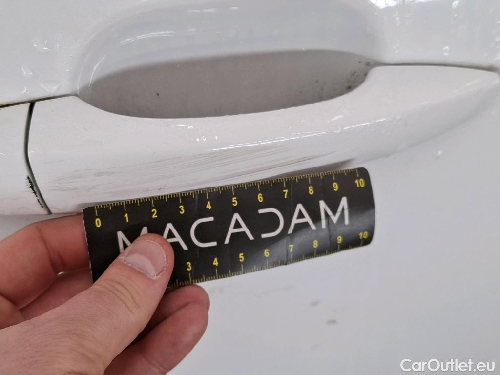  Peugeot  2008  Active Business 1.5 HDi 130CV BVA8 E6d #26