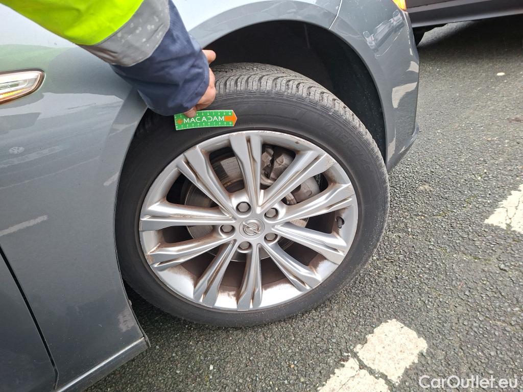  Opel  Insignia OPEL  Sports Tourer 5p Break 1.6 Diesel 136ch auto ELEG BUS #26