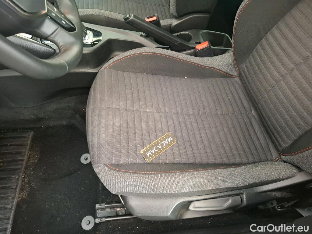  Peugeot  2008  Active Business 1.5 HDi 130CV BVA8 E6d #18