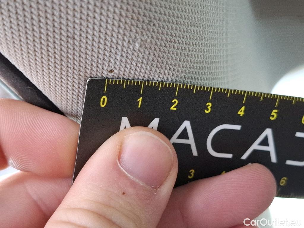  Volkswagen  Polo VOLKSWAGEN  / 2017 / 5P / Berline 1.0 TSI 95 Lounge Business #4