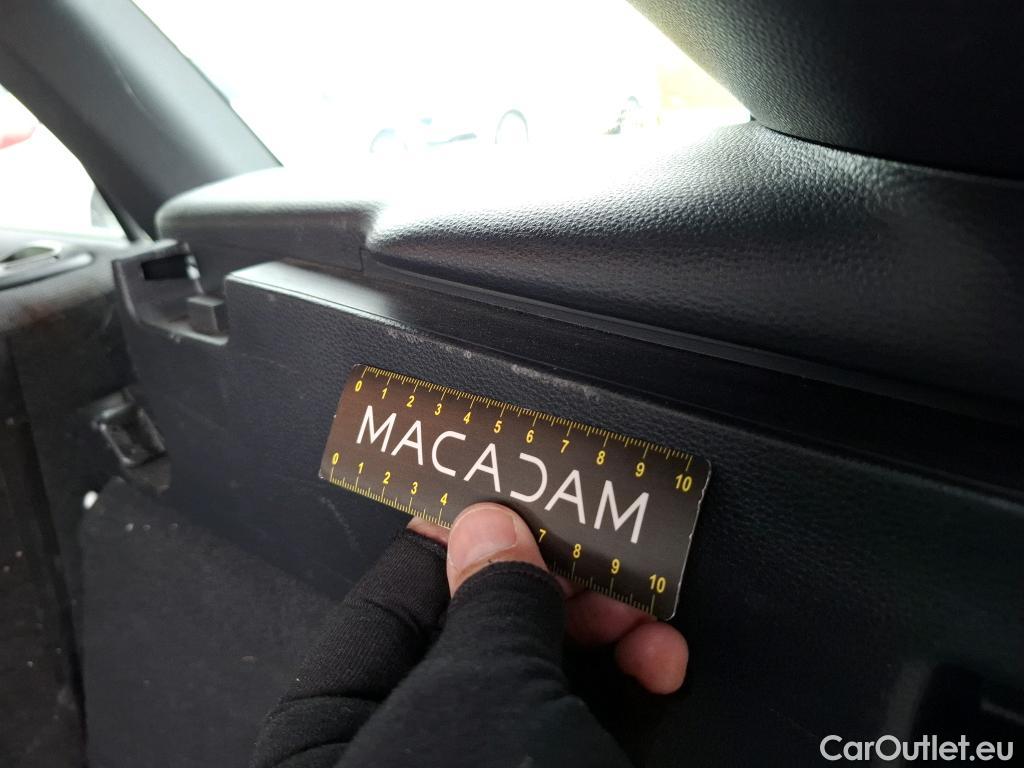  Toyota  Corolla TOYOTA  Touring Sports / 2018 / 5P / Break Hybride 122h Dynamic Business Beyond Zer #24