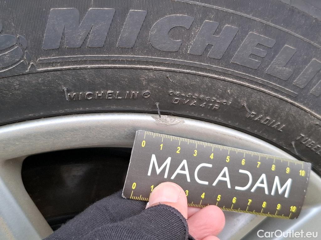  Toyota  Corolla TOYOTA  Touring Sports / 2018 / 5P / Break Hybride 122h Dynamic Business Beyond Zer #37