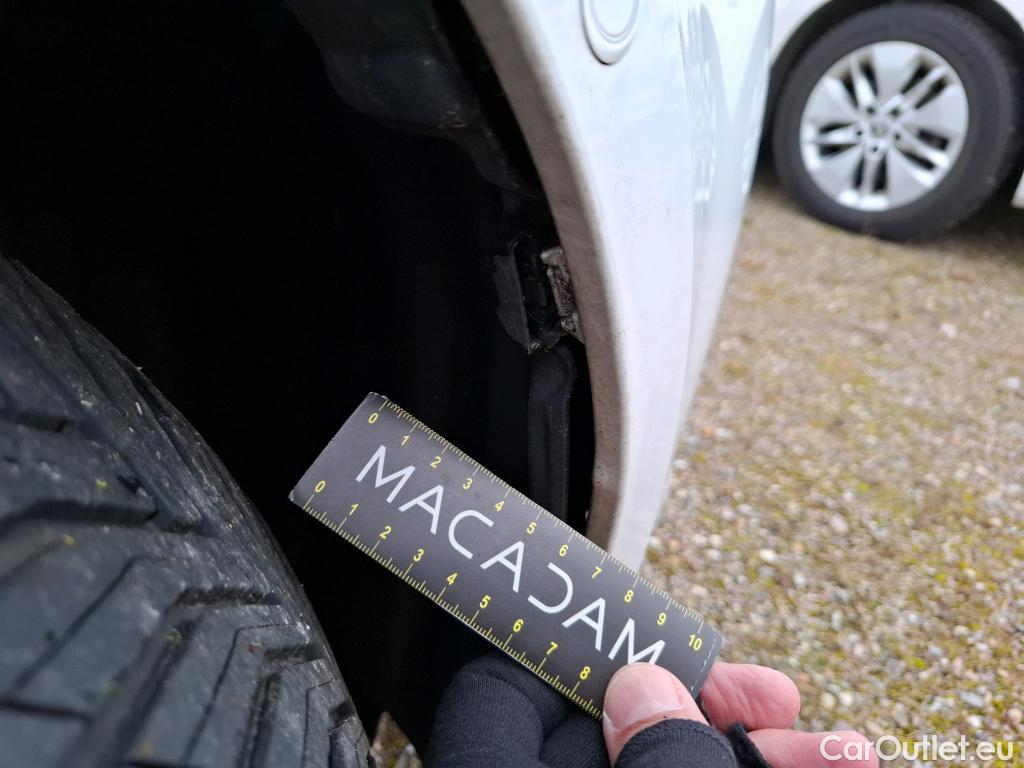  Toyota  Corolla TOYOTA  Touring Sports / 2018 / 5P / Break Hybride 122h Dynamic Business Beyond Zer #39