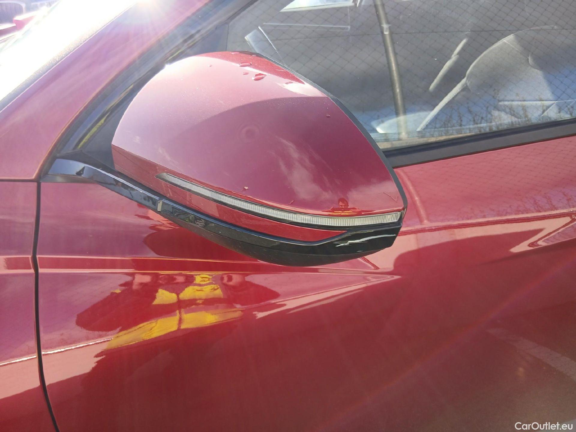  Hyundai  Tucson HYUNDAI  / 2020 / 5P / todoterreno 1.6 TGDI 110kW (150CV) Klass #8