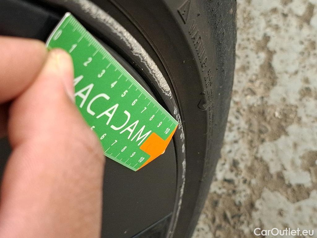  Tesla  Model 3 TESLA  / 2018 / 4P / Berline Grande Autonomie #38