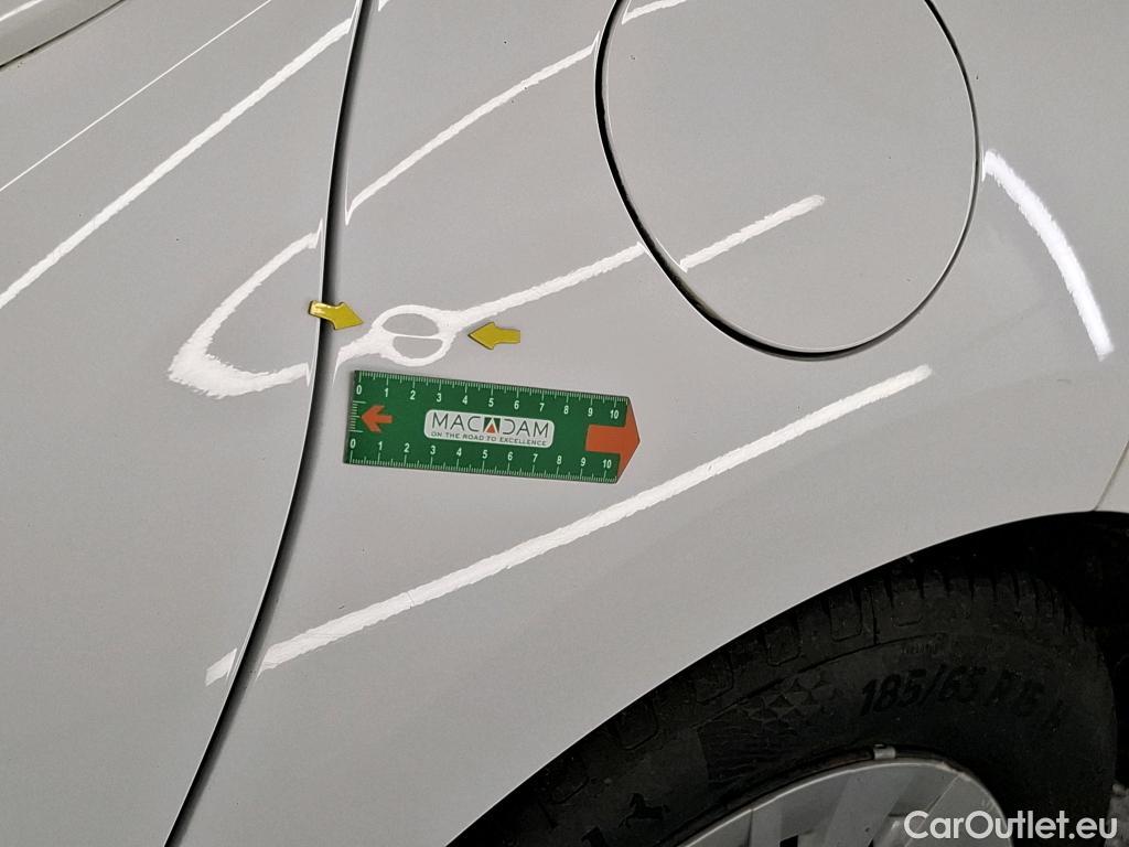  Toyota  Yaris TOYOTA  Hybride / 2019 / 5P / Berline Hybride 116h France Business Stage Acad #17