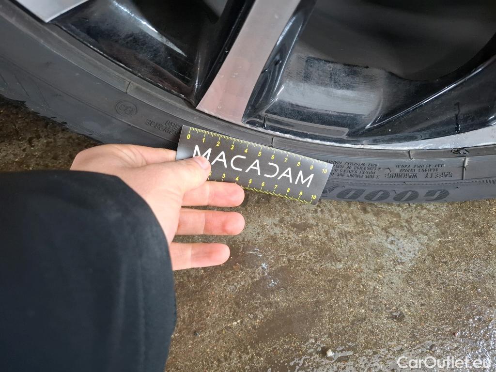  Toyota  C-HR TOYOTA  / 2016 / 5P / SUV 2.0 HYBRIDE 184 COLLECTION #3