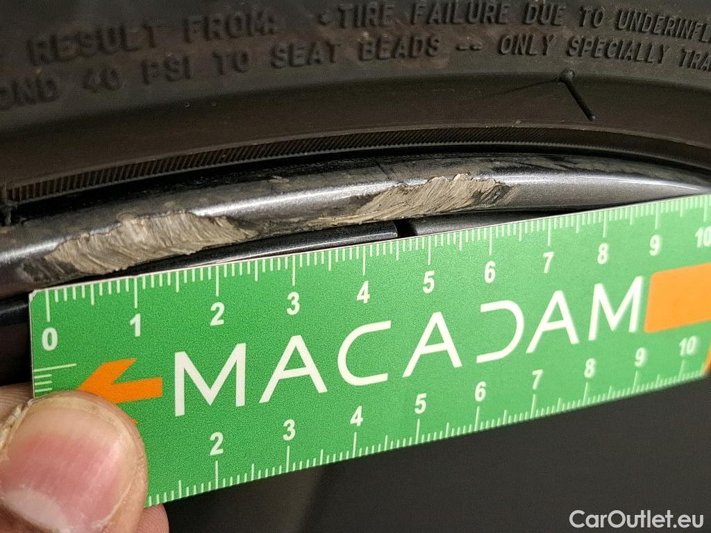  Tesla  Model 3 TESLA  / 2018 / 4P / Berline Grande Autonomie #7