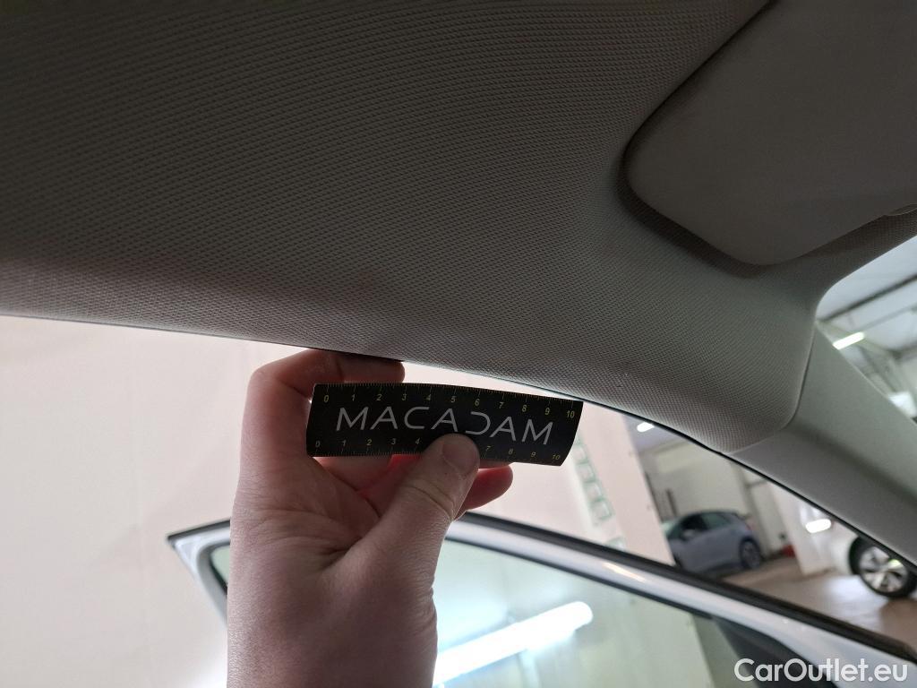  Volkswagen  Polo VOLKSWAGEN  / 2017 / 5P / Berline 1.0 TSI 95 Lounge Business #3