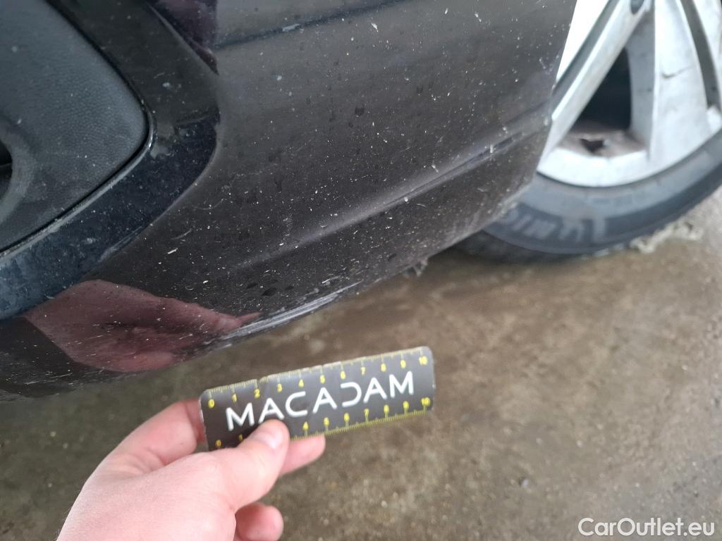  Volkswagen  Golf  VOLKSWAGEN / 2020 / 5P / Berline 1.0 eTSI OPF 110 DSG7 Life Business #24