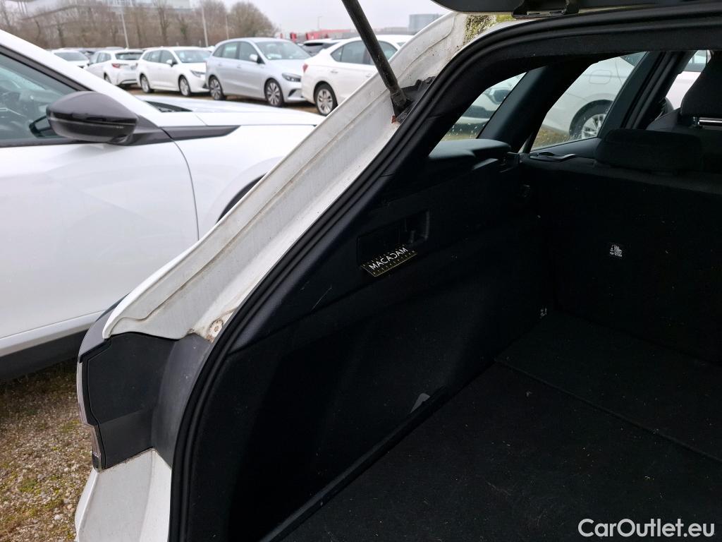  Toyota  Corolla TOYOTA  Touring Sports / 2018 / 5P / Break Hybride 122h Dynamic Business Beyond Zer #21