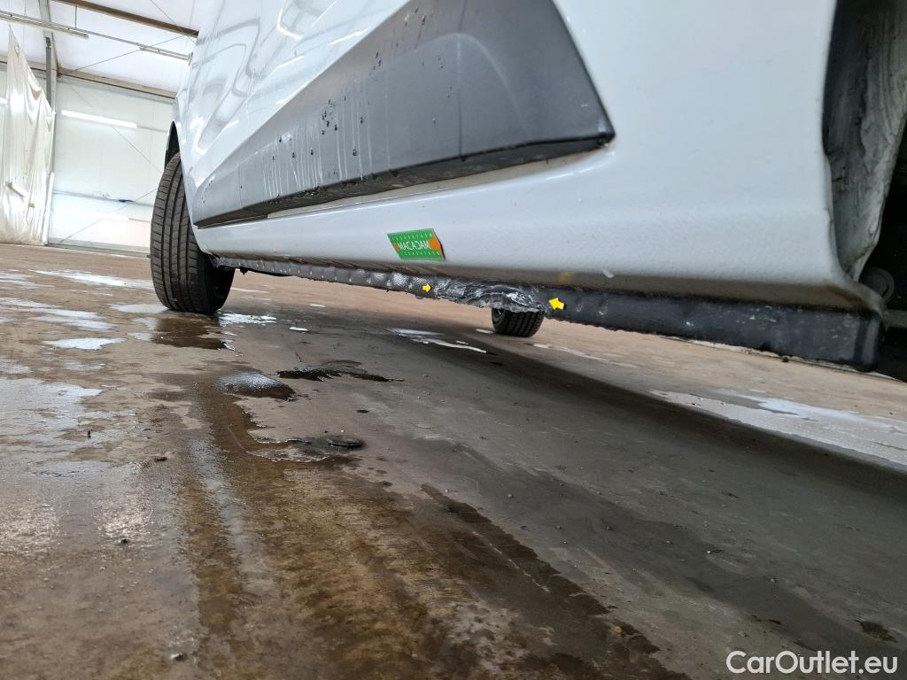  Renault  EXPRESS  Confort 1.3 TCe 100CV BVM6 E6d #1