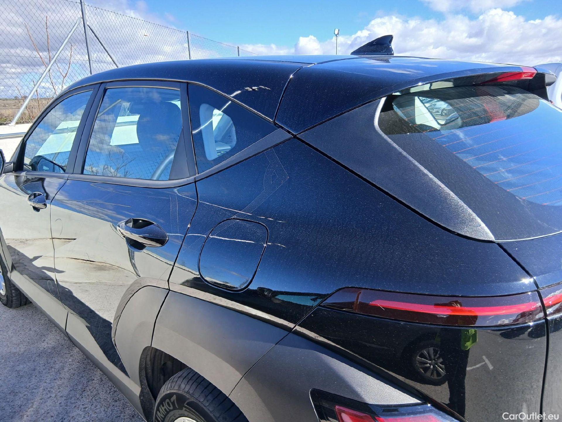  Hyundai  Konna HYUNDAI Kona / 2023 / 5P / todoterreno 1.6 GDI HEV Maxx DCT #21