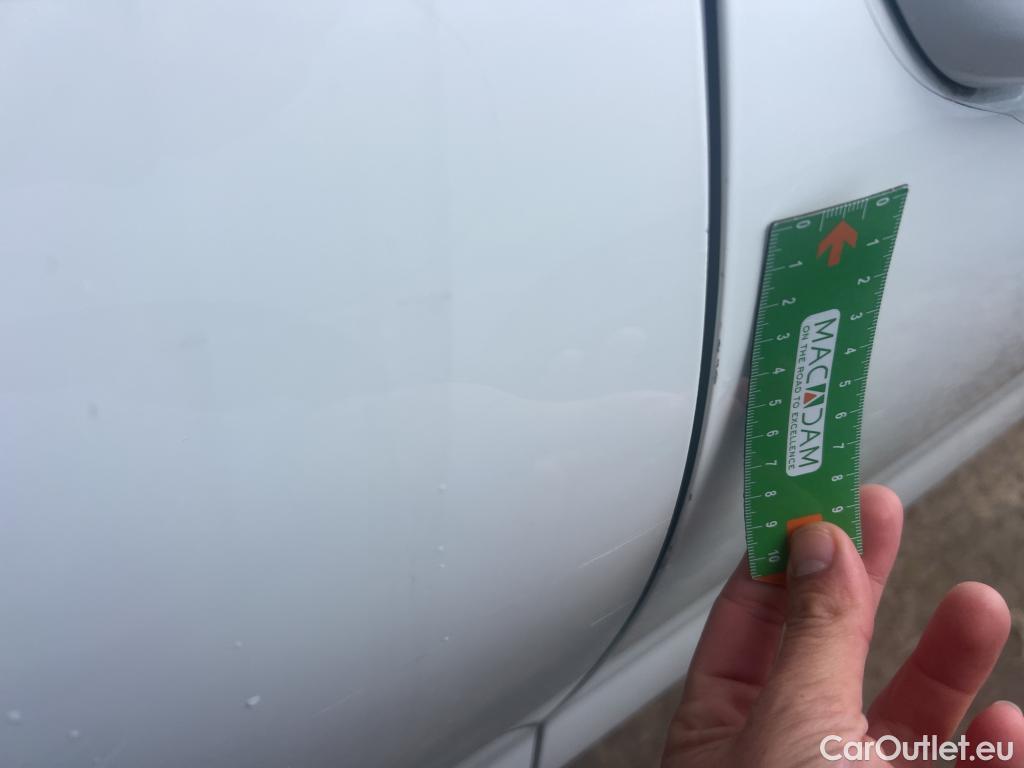  Hyundai  i20 HYUNDAI  / 2020 / 5P / berlina con portón 1.0 TGDI 74kW (100CV) 48V Essence #17