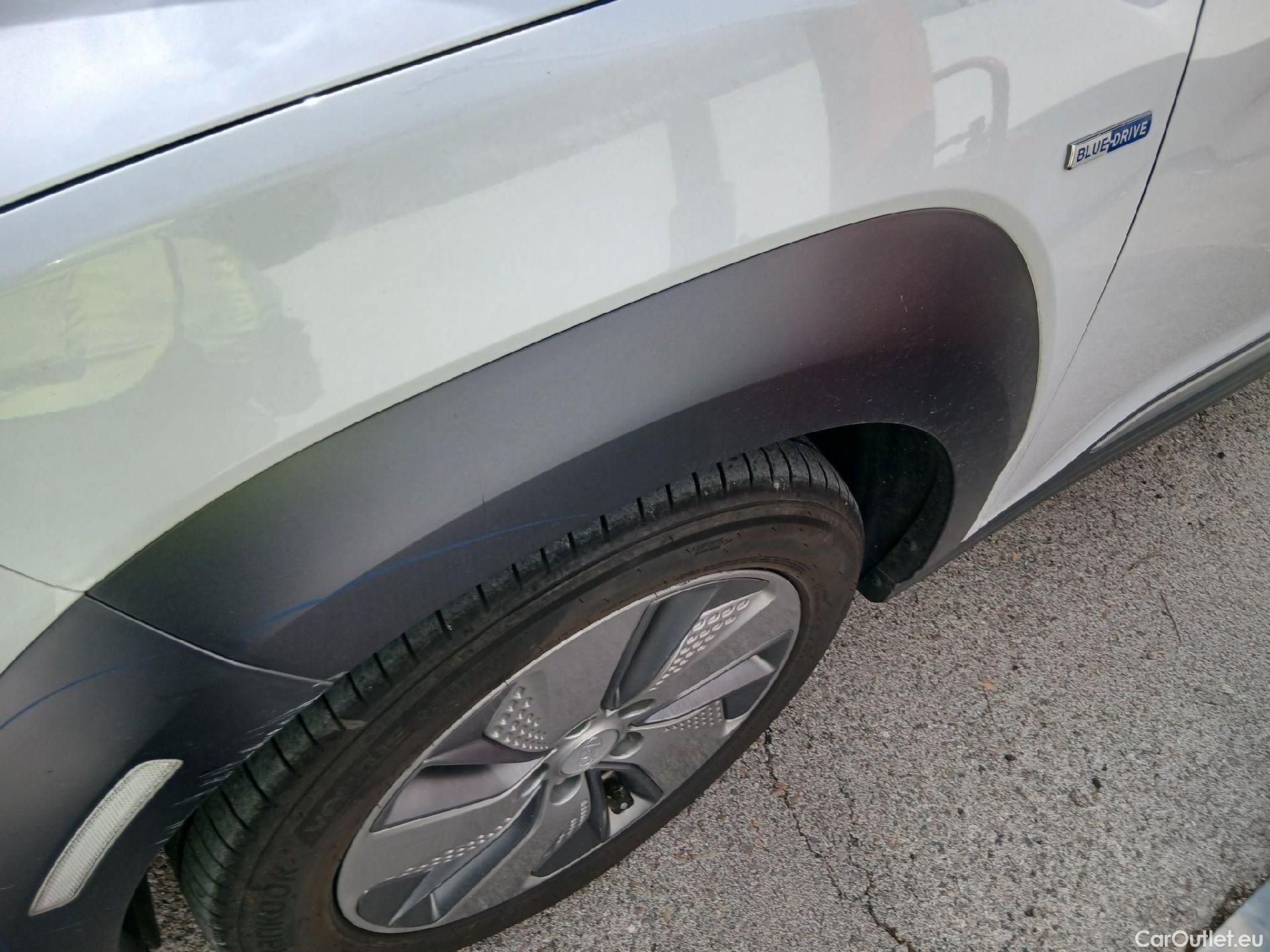  Hyundai  Konna HYUNDAI Kona / 2017 / 5P / todoterreno EV 150kW Tecno #11