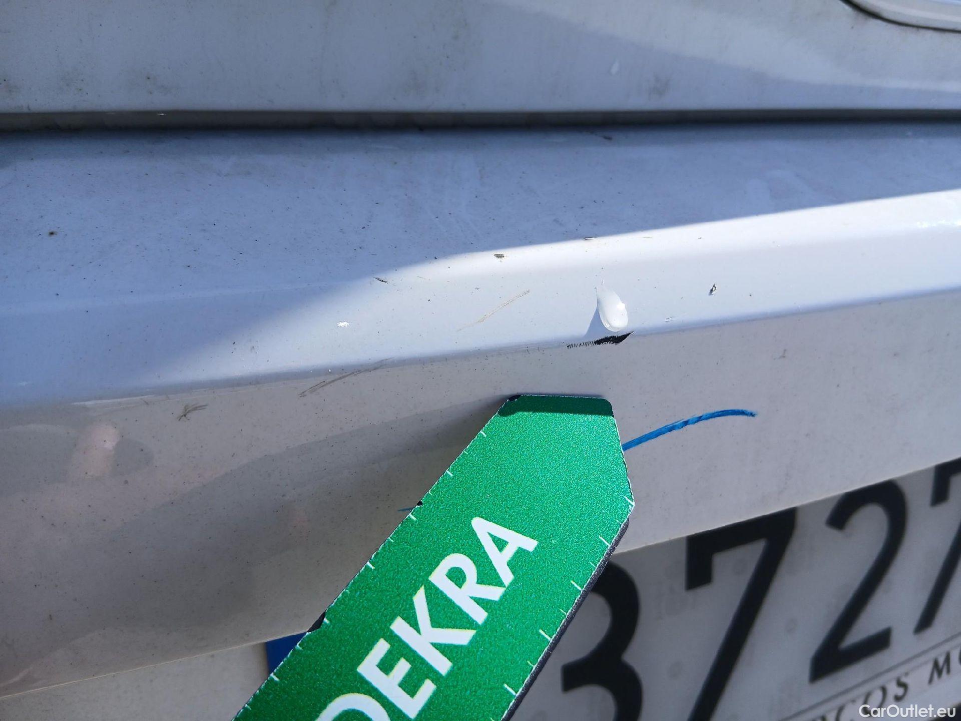  Hyundai  i30 HYUNDAI  / 2020 / 5P / berlina con portón 1.0 TGDI 48V Klass #19