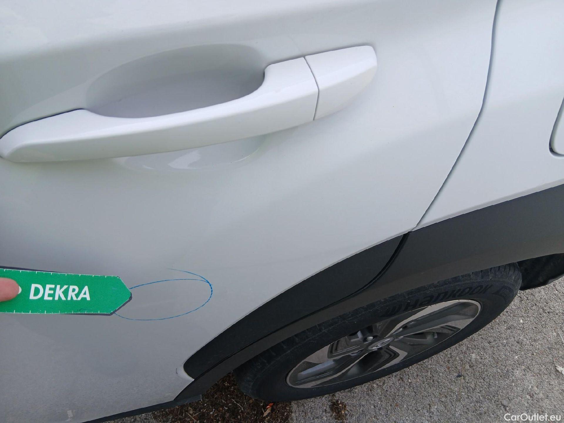  Hyundai  Konna HYUNDAI Kona / 2017 / 5P / todoterreno 1.6 GDI HEV Klass DCT #14