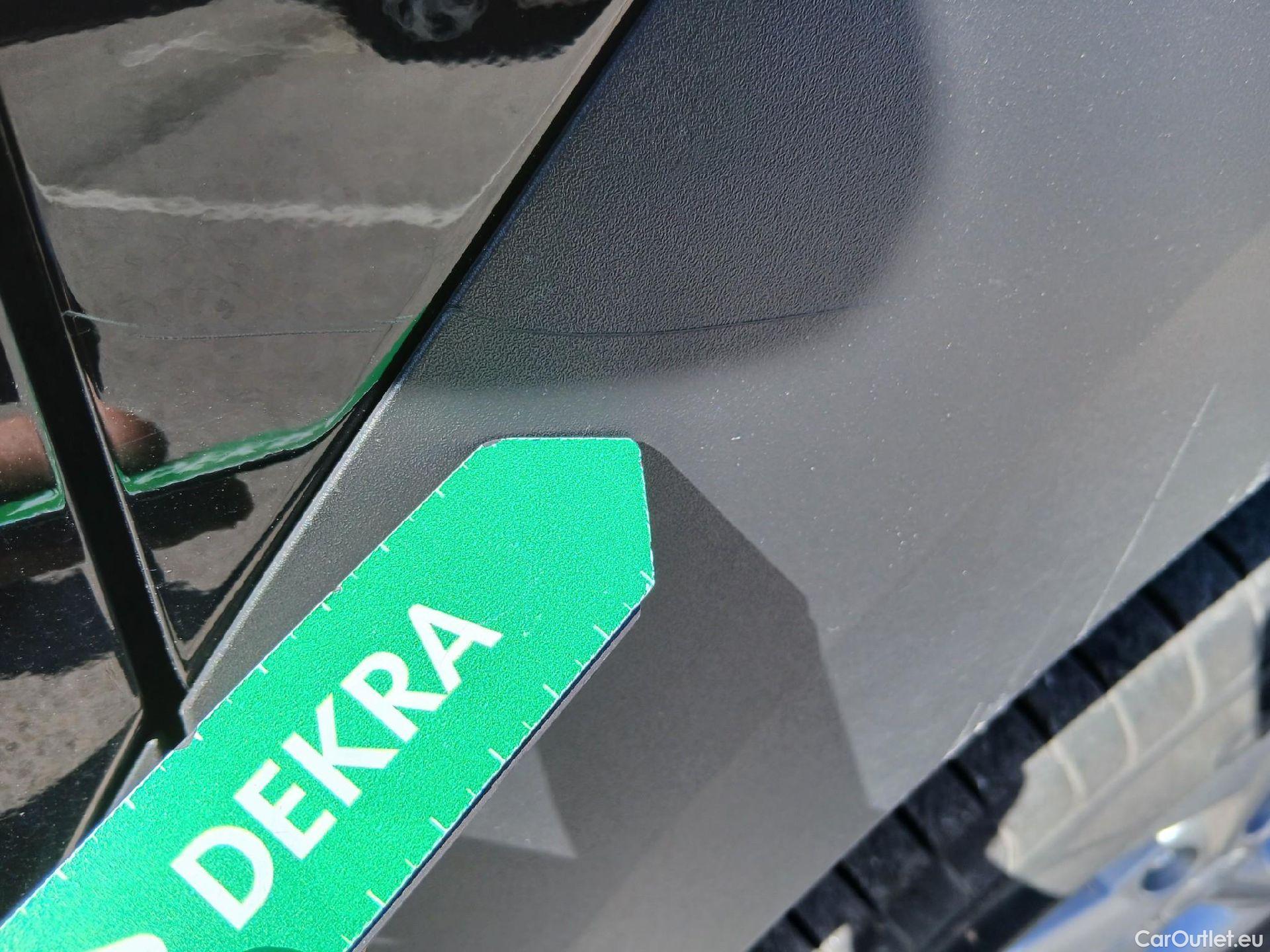  Hyundai  Konna HYUNDAI Kona / 2023 / 5P / todoterreno 1.6 GDI HEV Maxx DCT #36